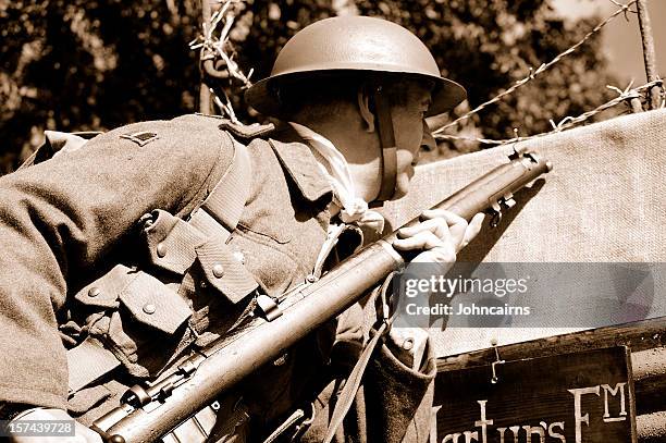 trinchera soldier. - trench fotografías e imágenes de stock