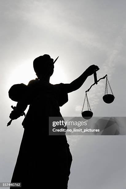 lady knox geyser - justitia-waage stock-fotos und bilder