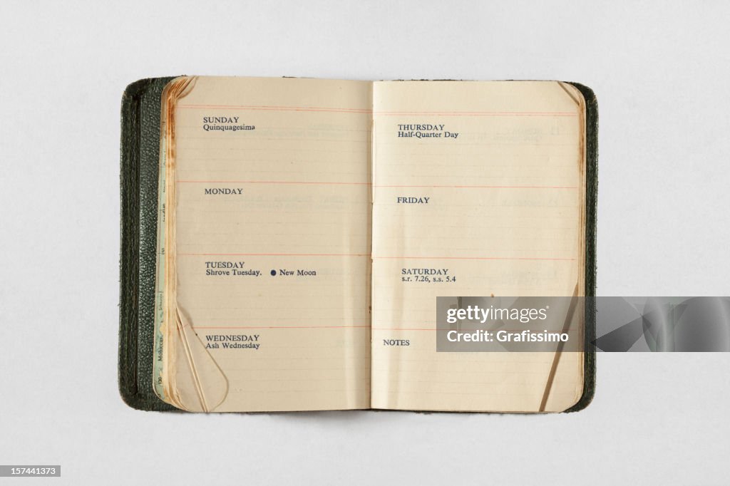 Aged calendar from 1950 showing one week