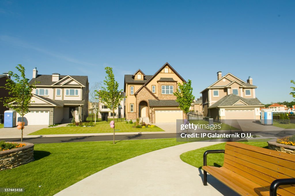 Alguns suburbanos casas.