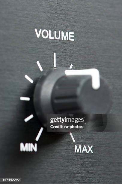 lautstärke ändern - lautstärkeregler stock-fotos und bilder