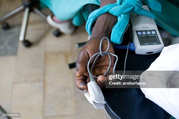 operating room - africa hospital stock pictures, royalty-free photos & images