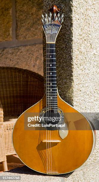 guitarra de portugal - guitarra portuguesa imagens e fotografias de stock