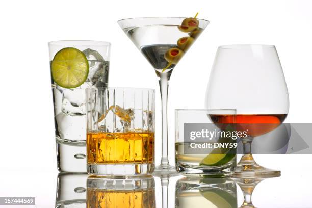 hard spirituosen - schnaps stock-fotos und bilder