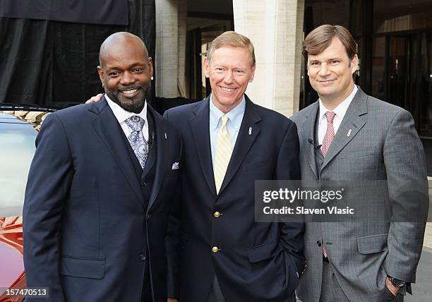 Lincoln Motor Company Ambassador Emmitt Smith, President and CEO of Ford Motor Company Alan Mulally and Global Head of Lincoln Motor Company Jim...