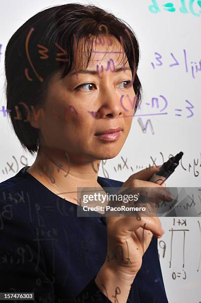 female mathematician - mathematician stockfoto's en -beelden