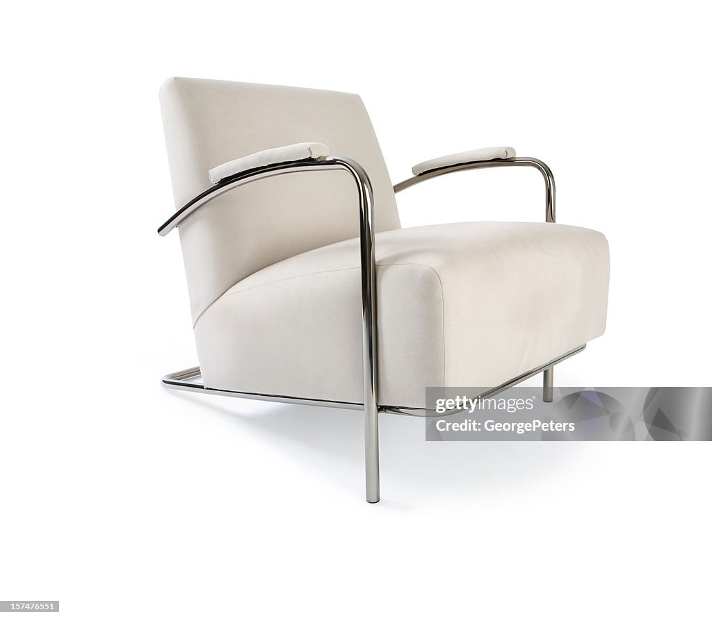 Cadeira moderna isolada no branco