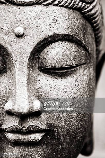 buddha face - boeddha stockfoto's en -beelden