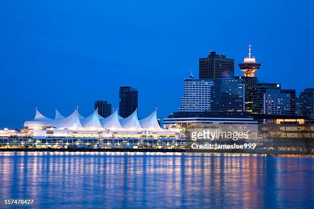 downtown vancouver at dusk - canada place stock pictures, royalty-free photos & images