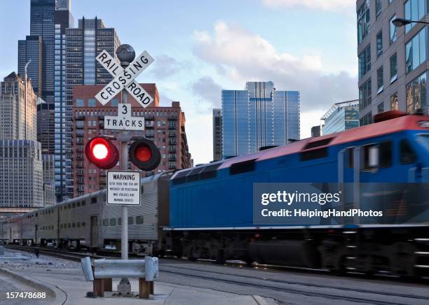 chicago metra train - chicago sign stock pictures, royalty-free photos & images