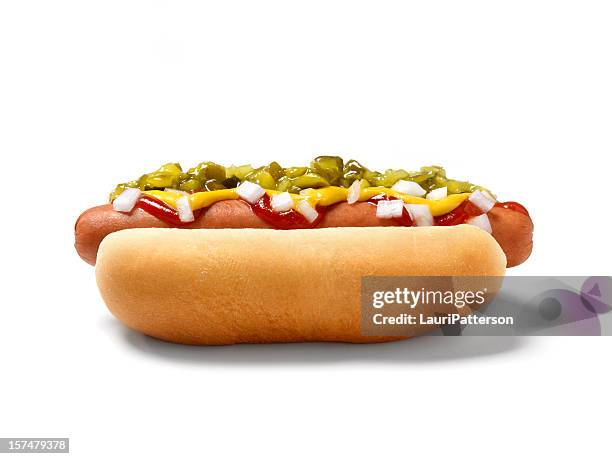 perrito caliente con salsa de tomate - picadillo fotografías e imágenes de stock