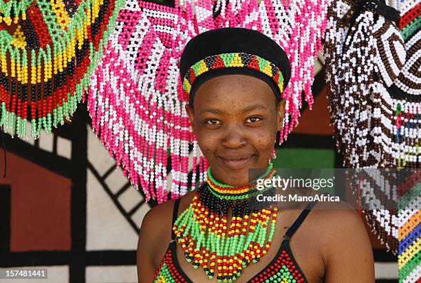 tribal zulu woman - zulu women stockfoto's en -beelden