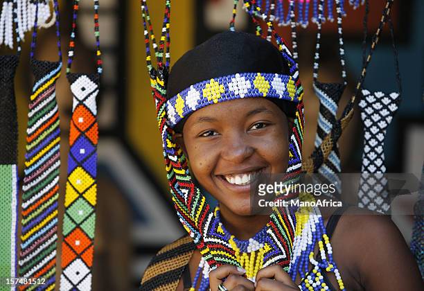 pretty zulu girl in beads - zulu women stockfoto's en -beelden