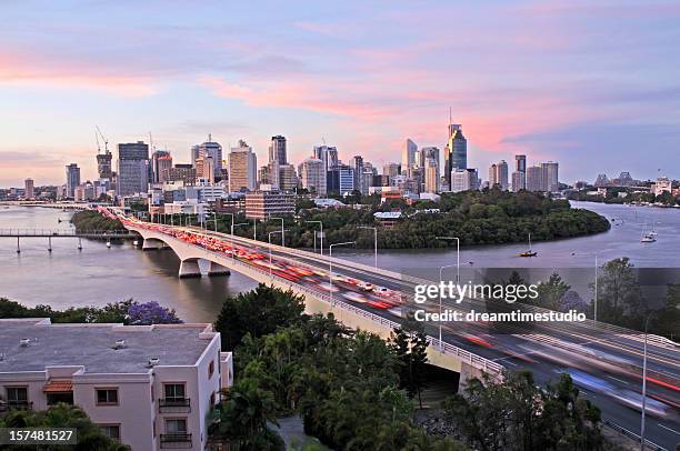 congestión de la ciudad de brisbane - brisbane city fotografías e imágenes de stock