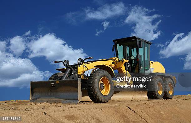 road grader - väghyvel bildbanksfoton och bilder