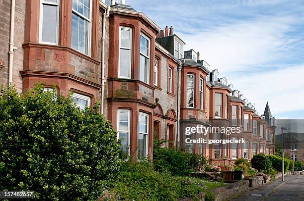 alojamiento en edinburgh residencial - cultura escocesa fotografías e imágenes de stock