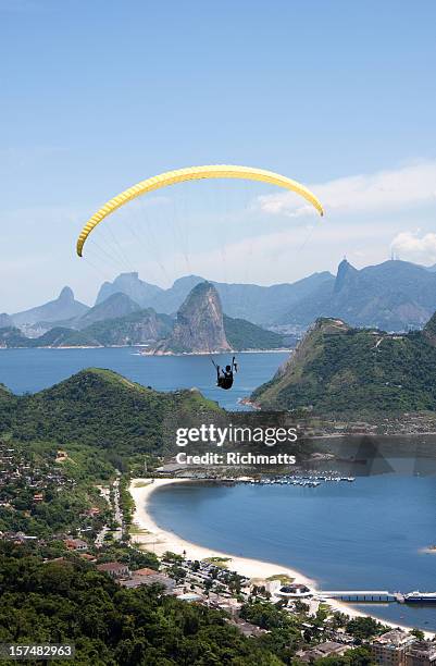 rio de janeiro, brazil - rio de janeiro skyline stock pictures, royalty-free photos & images