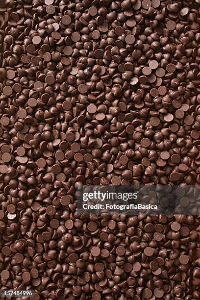 chips de chocolate fundo - lasca de chocolate - fotografias e filmes do acervo