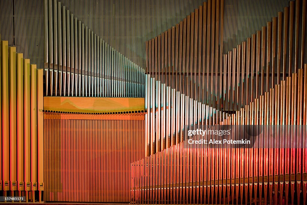 Modern organ