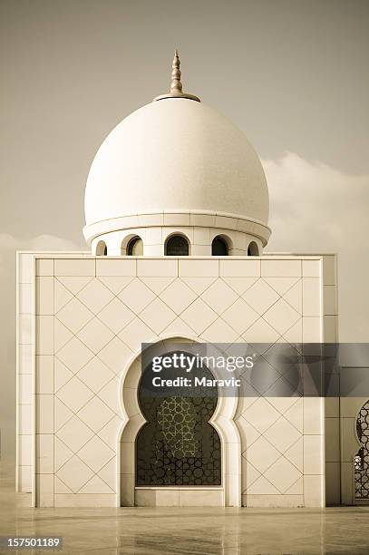 mosque - abu dhabi mosque stock pictures, royalty-free photos & images