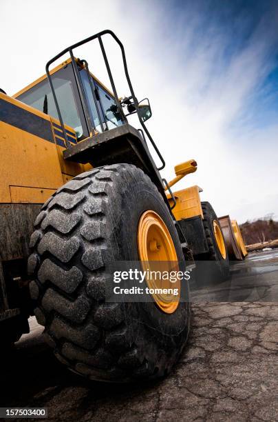 construction excavator wide angle - vertical excavator stock pictures, royalty-free photos & images