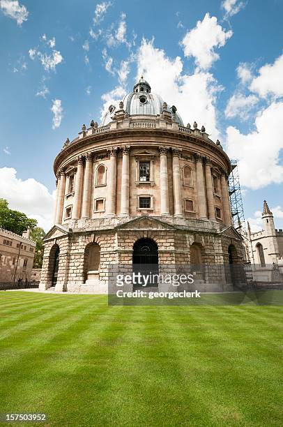 radcliffe camera in oxford, england - oxford england stock pictures, royalty-free photos & images