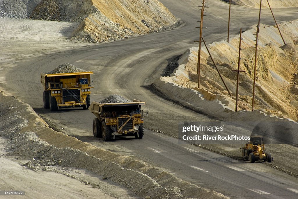 Amplio dumptruck en utah mina de cobre