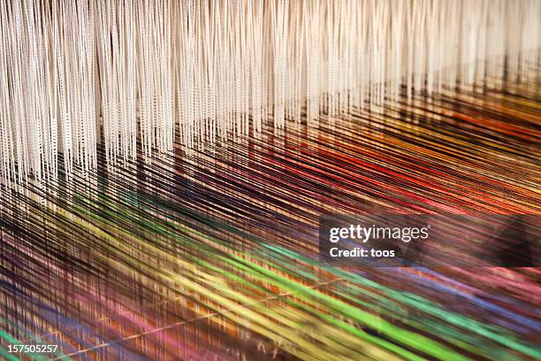 close-up of a loom weaving colorful fabric (xxxl) - vävstol bildbanksfoton och bilder