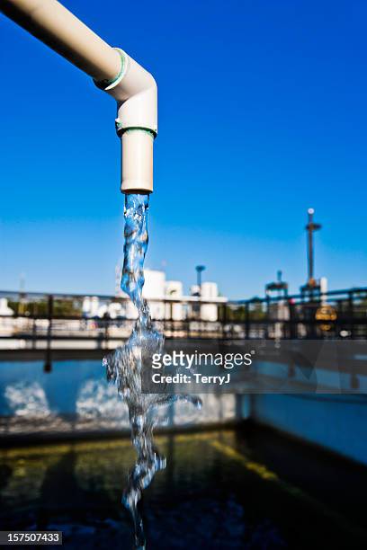 crystal clear - water treatment stock-fotos und bilder
