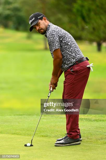Fabián Gómez putts on the ninth hole during the first round of the Utah Championship presented by Zions Bank at Oakridge Country Club on August 03,...