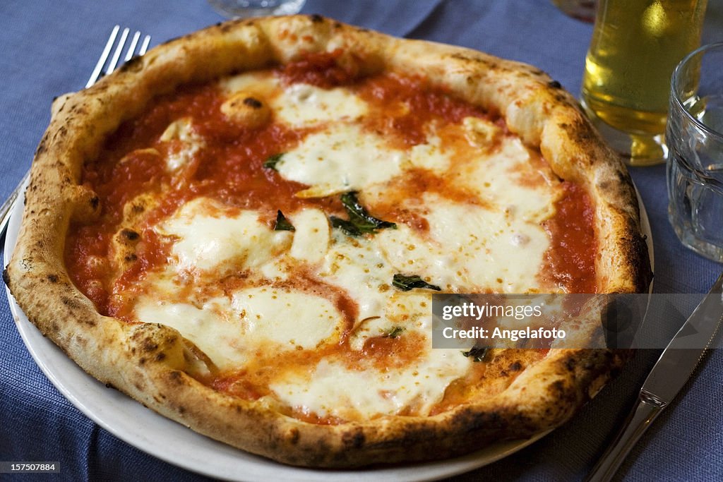 Auténtica Pizza napolitana Margherita