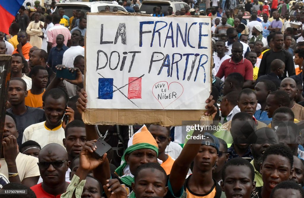 TOPSHOT-NIGER-FRANCE-POLITICS-COUP-UNREST