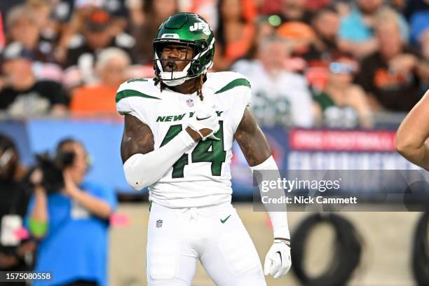 Jamien Sherwood of the New York Jets celebrates a tackle during the first half of the 2023 Pro Hall of Fame Game against the Cleveland Browns at Tom...