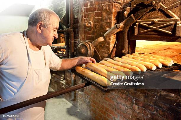 Old Baking Machine 717 Old Bakery Oven Stock Photos, High-Res Pictures, and Images - Getty ...