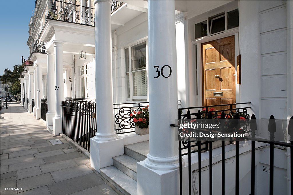 Blanco realizado casas, el oeste de Londres