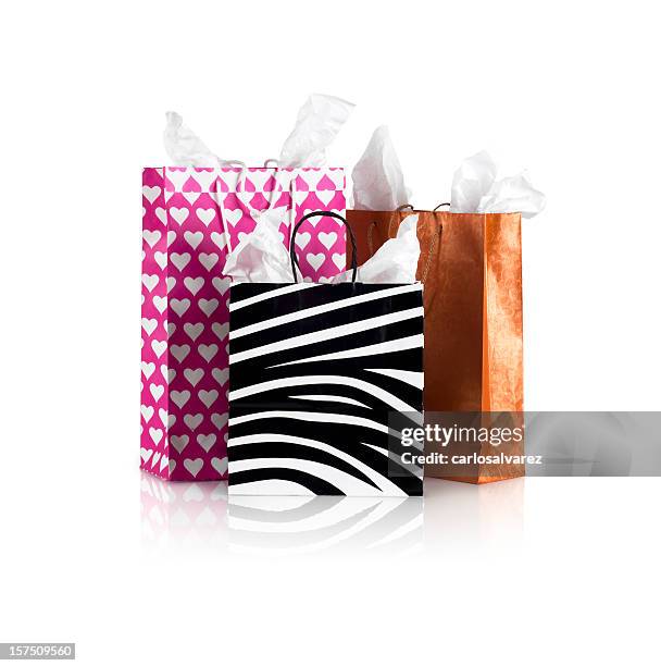 shopping einkaufstaschen - geschenktüte einwickelpapier stock-fotos und bilder