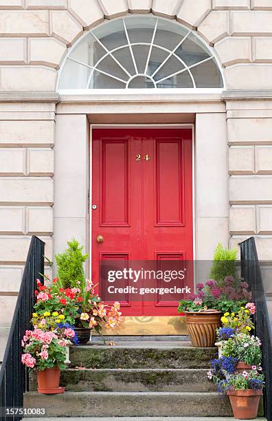 entrée de l'hôtel d'édimbourg - perron photos et images de collection