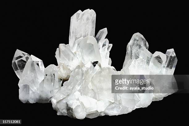 quarzkristallen - crystals stock-fotos und bilder