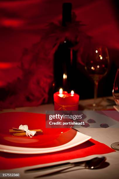 romantic dinner - valentines day dinner stock pictures, royalty-free photos & images