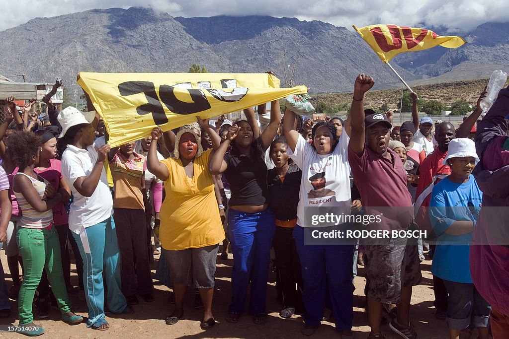 SAFRICA-LABOUR-FARMWORKERS-PROTEST