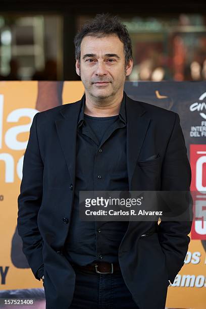 Spanish actor Eduard Fernandez attends the "Una Pistola en Cada Mano" photocall at the Roxy B cinema on December 4, 2012 in Madrid, Spain.
