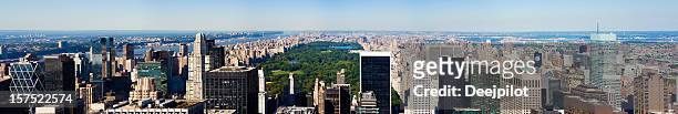 central park and manhattan in new york city usa - above central park stockfoto's en -beelden