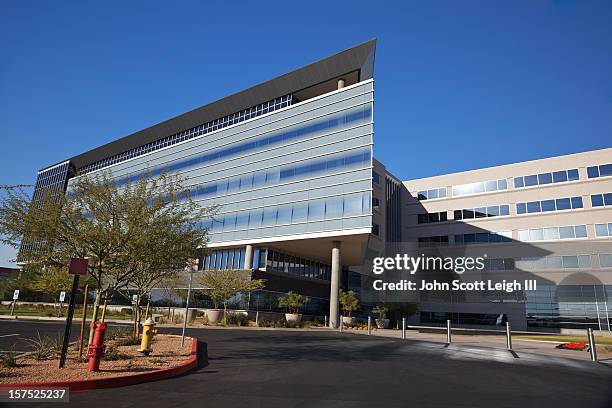 modern scottsdale medical business building - scottsdale healtcare hospital stock pictures, royalty-free photos & images