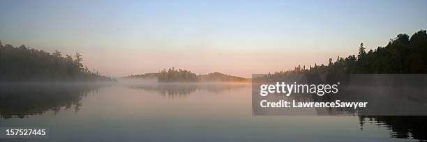 boundary waters canoe area, minnesota - boundary waters canoe area stock-fotos und bilder