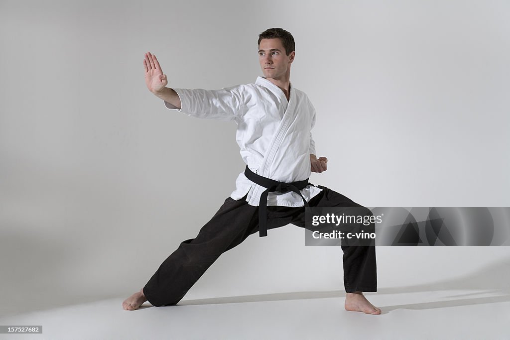 Joven artes marciales