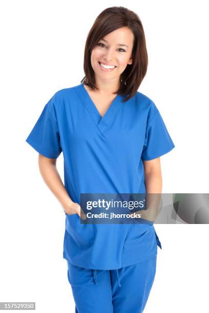 junge freundliche krankenschwester in blauer peelings - medizinerkleidung stock-fotos und bilder