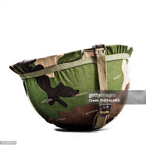 retro-camouflage-helm - man with helmet stock-fotos und bilder