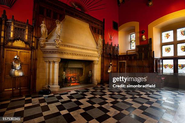 the great hall of edinburgh castle - castle stockfoto's en -beelden