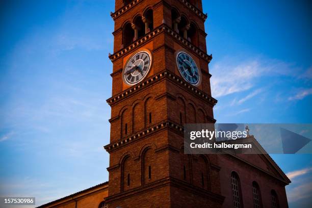 kirche clock tower - pasadena kalifornien stock-fotos und bilder