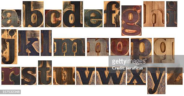 typeset alfabeto de madeira - o alfabeto - fotografias e filmes do acervo